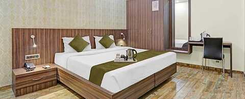 Fabhotel Sam Inn