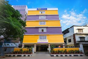 Fabhotel Golden Hitech