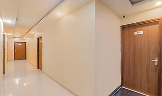 FabHotel The Gahmar Inn