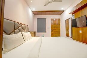 Fabhotel Stevia