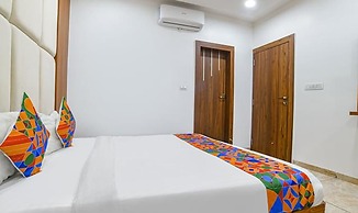 Fabhotel Right Choice