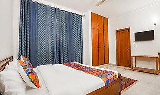 FabHotel Goodwill Homes