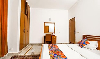 FabHotel Goodwill Homes