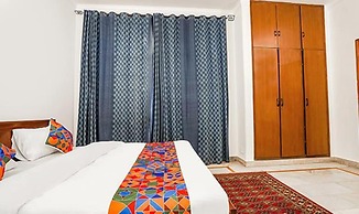 FabHotel Goodwill Homes