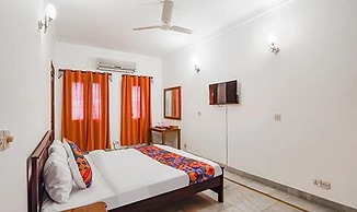 FabHotel Goodwill Homes