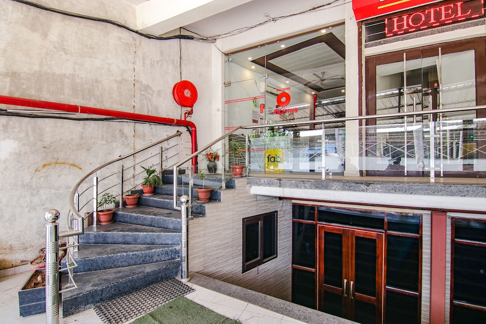 Fabhotel Gs