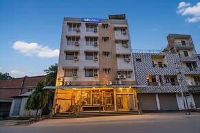 Fabhotel Gs