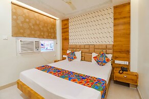 Fabhotel Holiday Grand