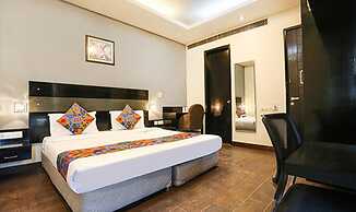 Fabhotel Posh Classic