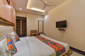 Fabhotel Wind Palace