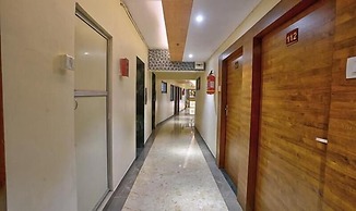 FabHotel Saineel I