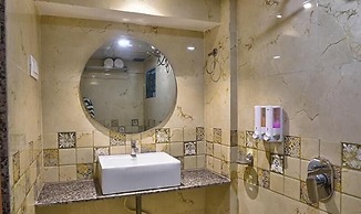 FabHotel Saineel I