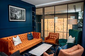The Landing Hotel