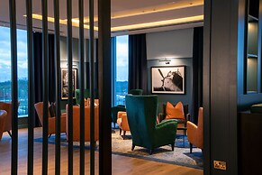 The Landing Hotel