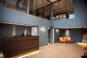 The Landing Hotel