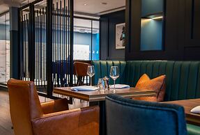 The Landing Hotel