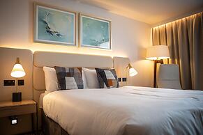 The Landing Hotel