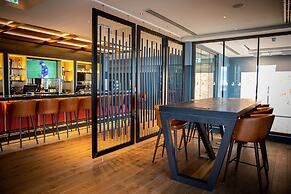 The Landing Hotel