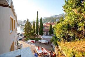 ACIKA apartments Rafailovici