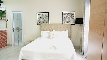 Hideaway Apartments