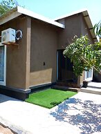 Hideaway Apartments