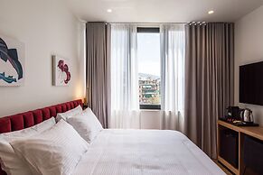 Urban Frame Acropolis