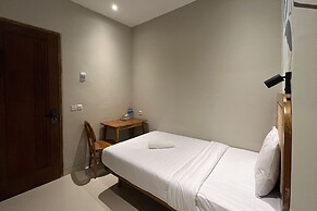 Mono Coliving Kertajaya Syariah, SBY