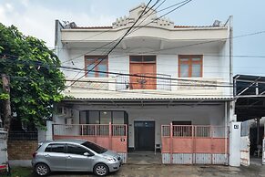 Mono Coliving Kertajaya Syariah, SBY