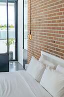 Loft Carolyn