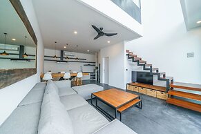 Loft Carolyn