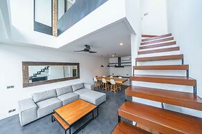 Loft Carolyn