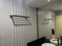 Hotel O Tri Homestay