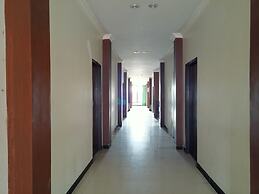 Hotel O Tri Homestay