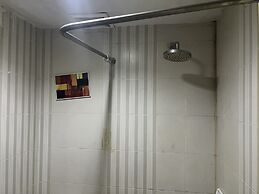 Hotel O Tri Homestay