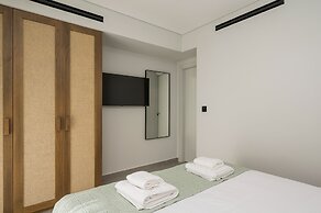 Ostrakon Suites
