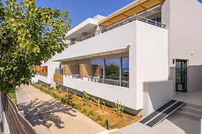 Ostrakon Suites