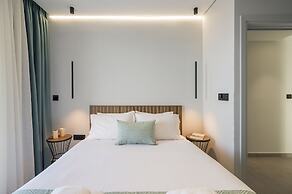Ostrakon Suites