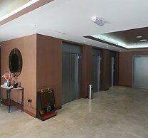 Riggae Tower Hotel