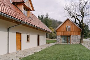 Pira Hotel