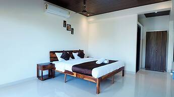 Berryl Resorts