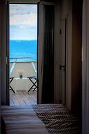 HOTEL MEDITERRANEE
