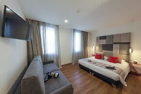 HOTEL MEDITERRANEE