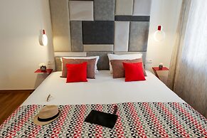 HOTEL MEDITERRANEE