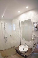 HOTEL MEDITERRANEE