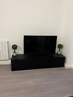 Beautiful 1-bed Apartment in Barking