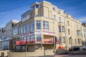 New Promenade hotel