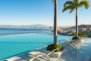 Indah Puerto Vallarta