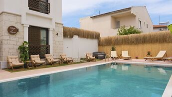 Wind of Alacati +12