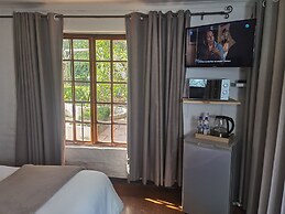 libra lodge