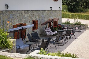 Green lakes house 2